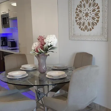 Parque Santiago 1 Luxury 美洲海滩